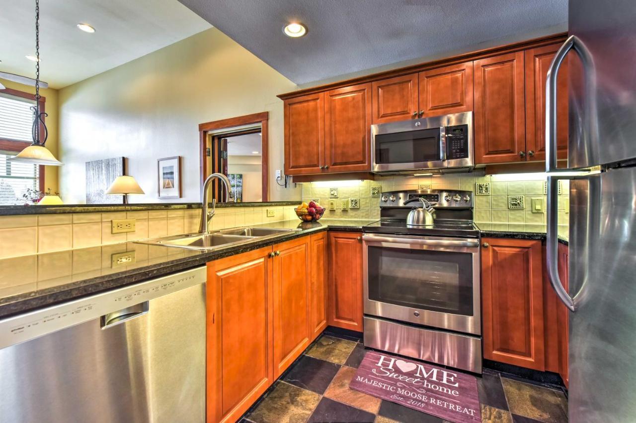 Ski-In And Ski-Out Solitude Resort Condo With Mtn Views! Exterior photo